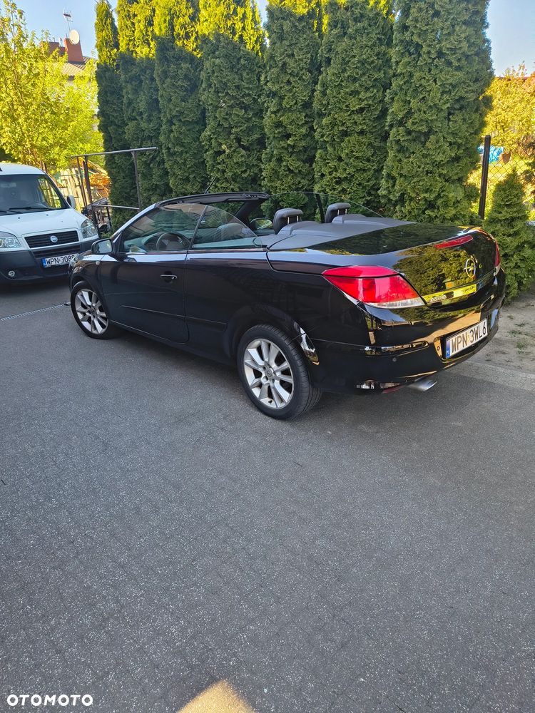 Opel Astra 1.8 Cosmo - 4