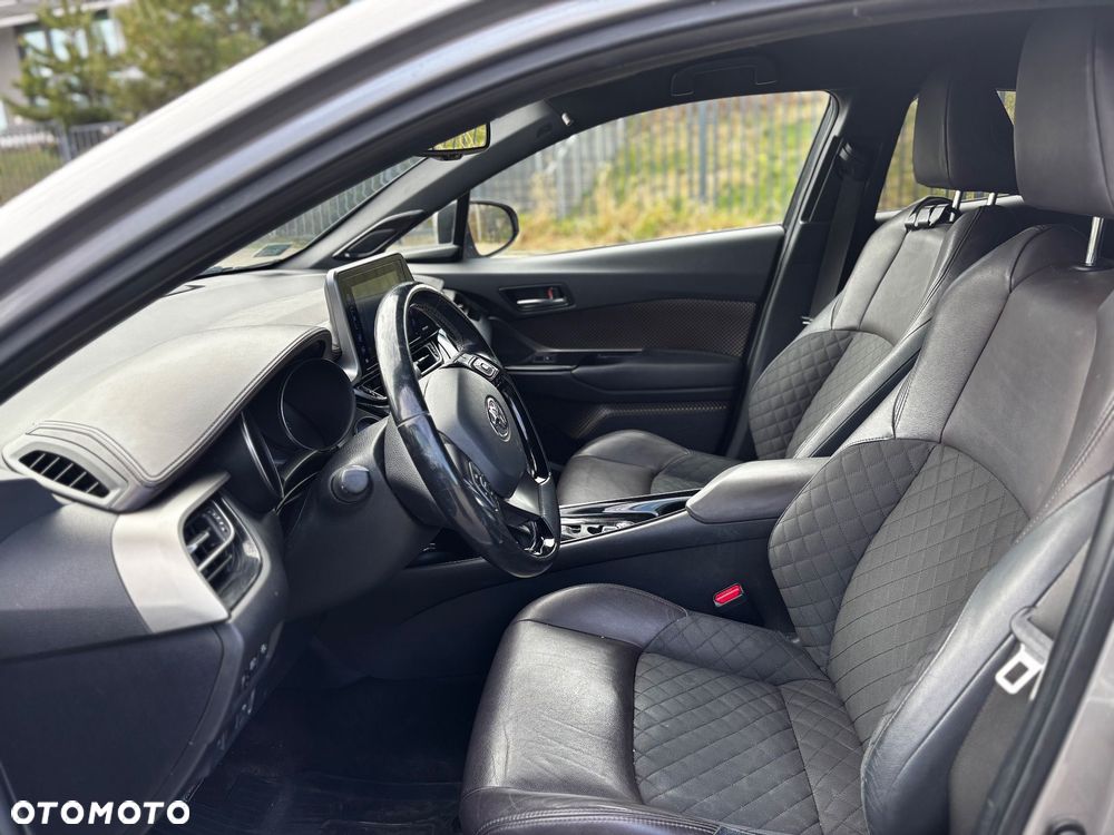 Toyota C-HR 1.8 Hybrid Premium - 12