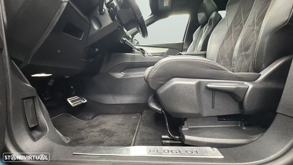 Peugeot 5008 BlueHDI 180 EAT6 GT - 11