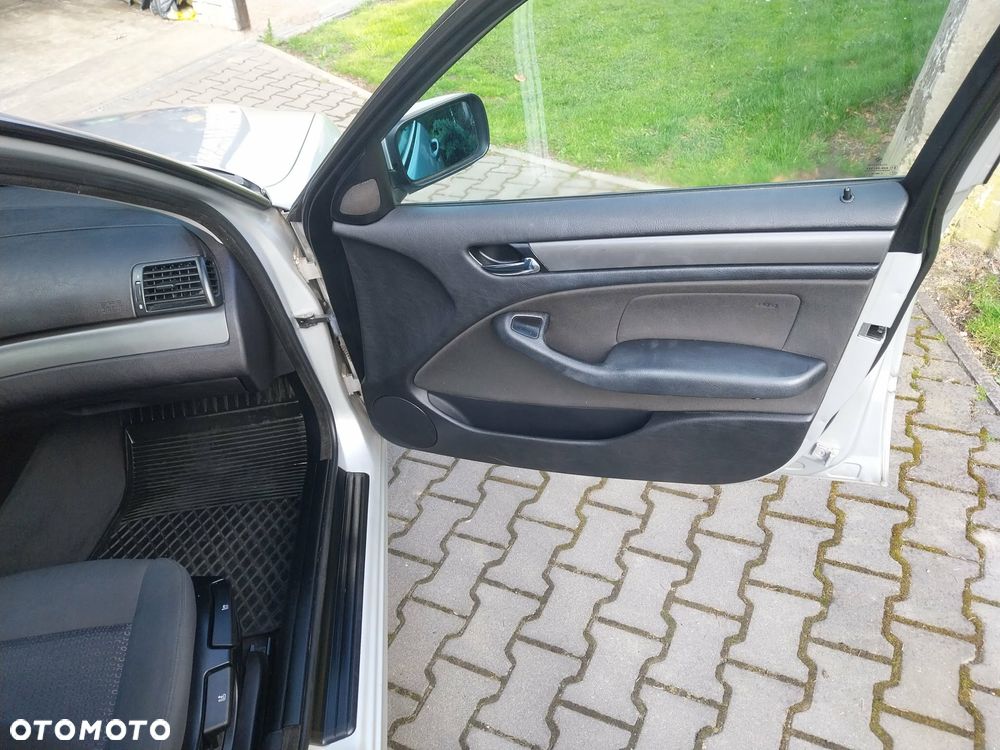 BMW Seria 3 316i Edition Exclusive - 16