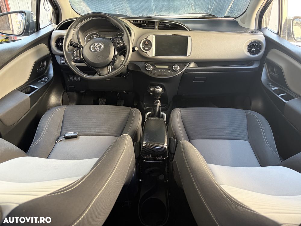 Toyota Yaris 1.5 L VVT-iE Active - 11