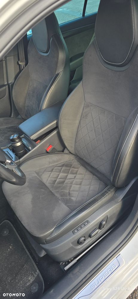 Skoda Superb 2.0 TDI 4x4 Sportline DSG - 11