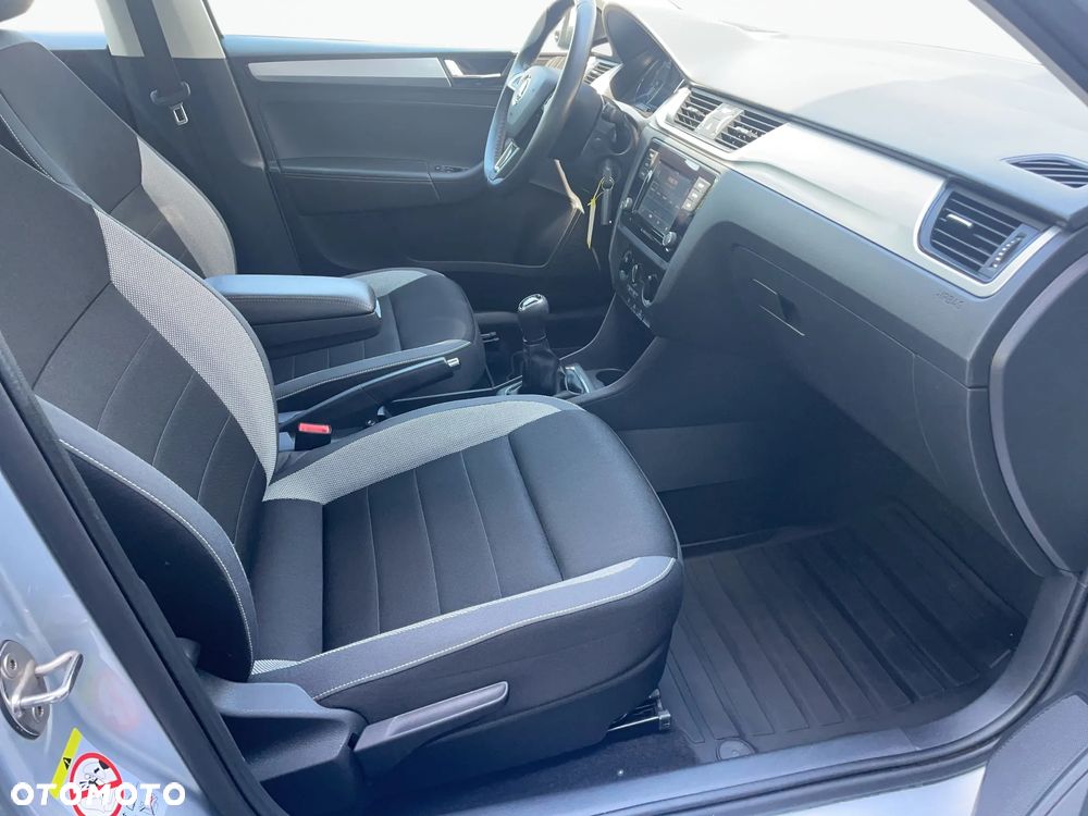 Skoda RAPID 1.0 TSI Ambition - 13