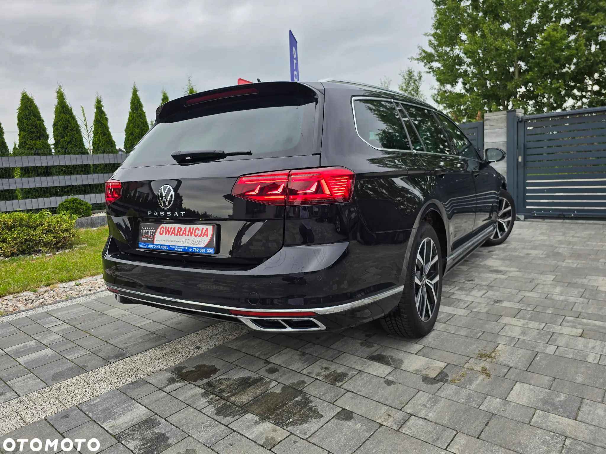 Volkswagen Passat Variant 2.0 TDI SCR DSG R-Line - 7