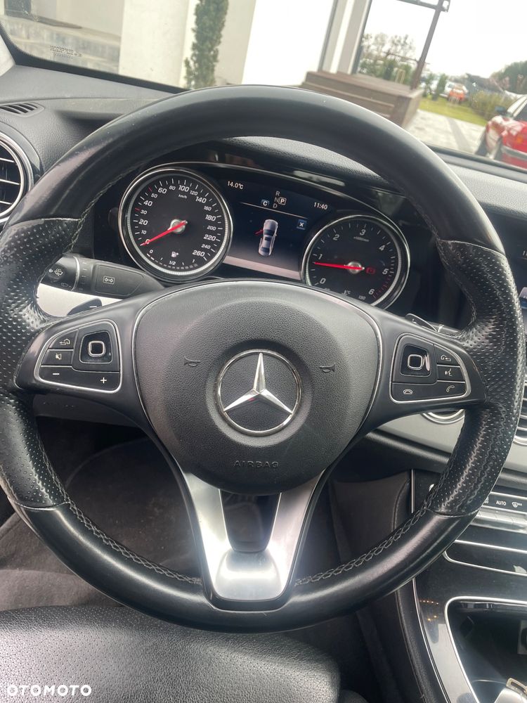 Mercedes-Benz Klasa E 200 d 9G-TRONIC Exclusive - 28