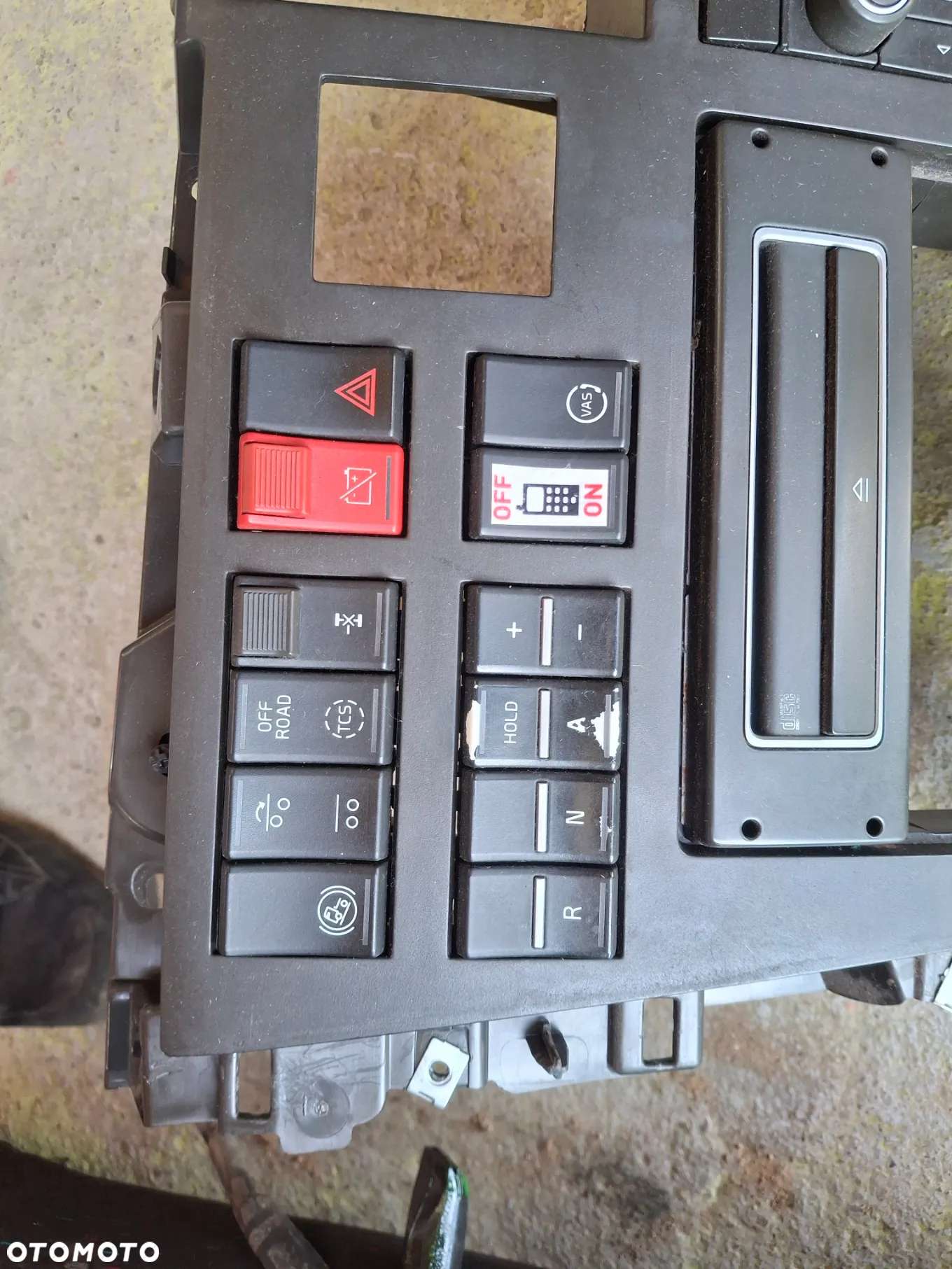Kokpit Konsola Panel Sterujący Climatronic Telefon Radio Przełącznik Volvo FM FH 2017r - 2