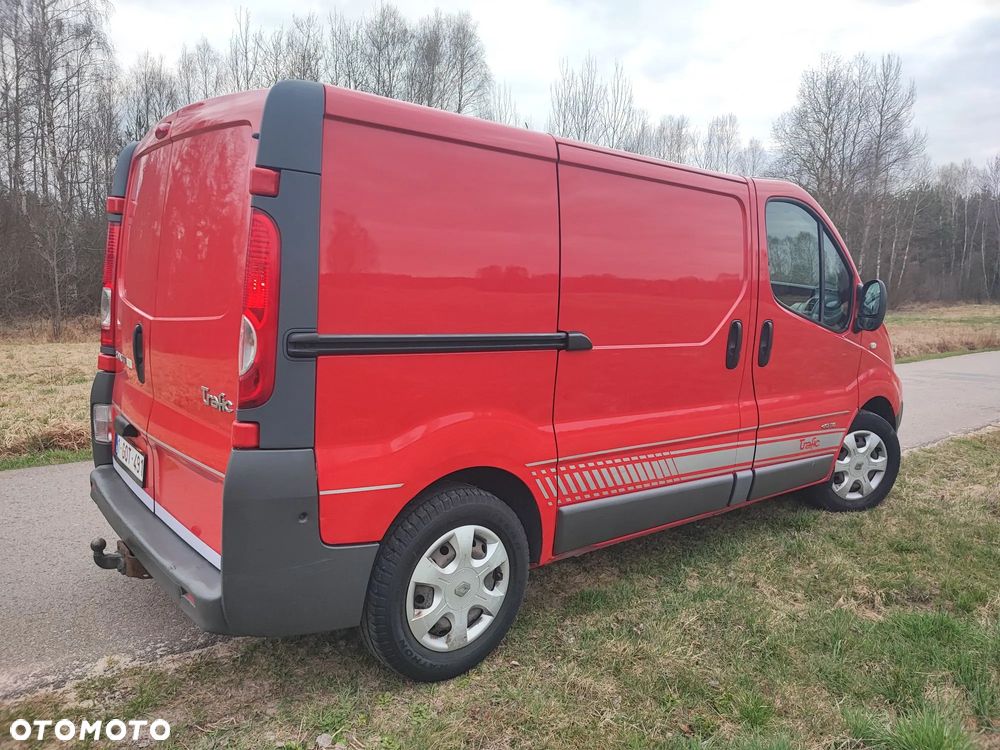 Renault Trafic - 26