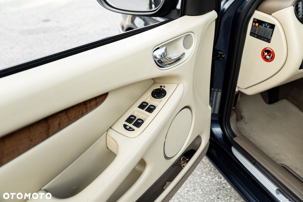 Jaguar X-Type 2.5 V6 4x4 Executive - 20