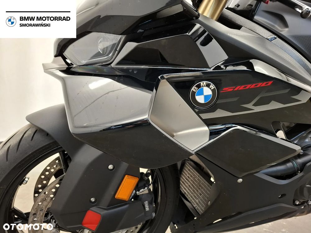 BMW S - 16