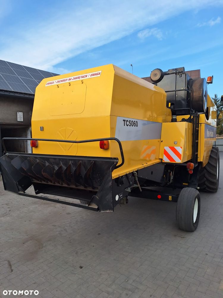 New Holland TC5060 - 4