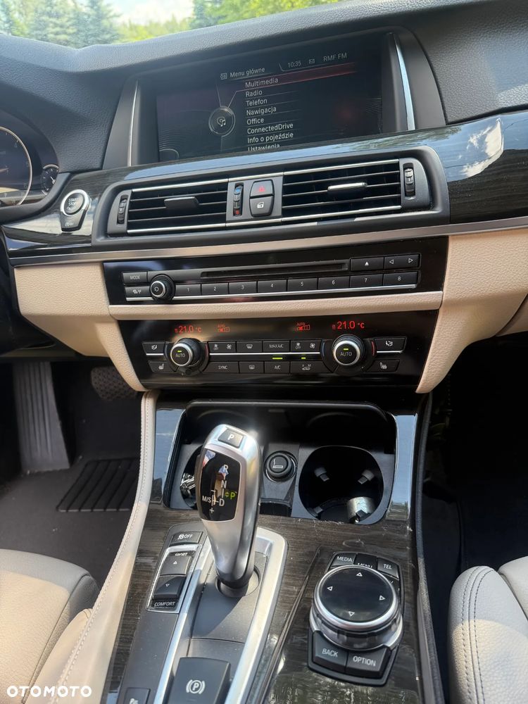 BMW Seria 5 520d Luxury Line - 15