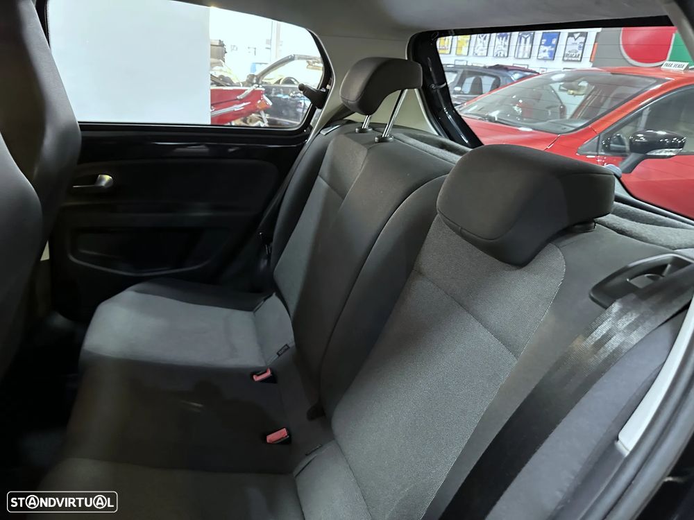 VW Up! 1.0 BlueMotion Move - 24