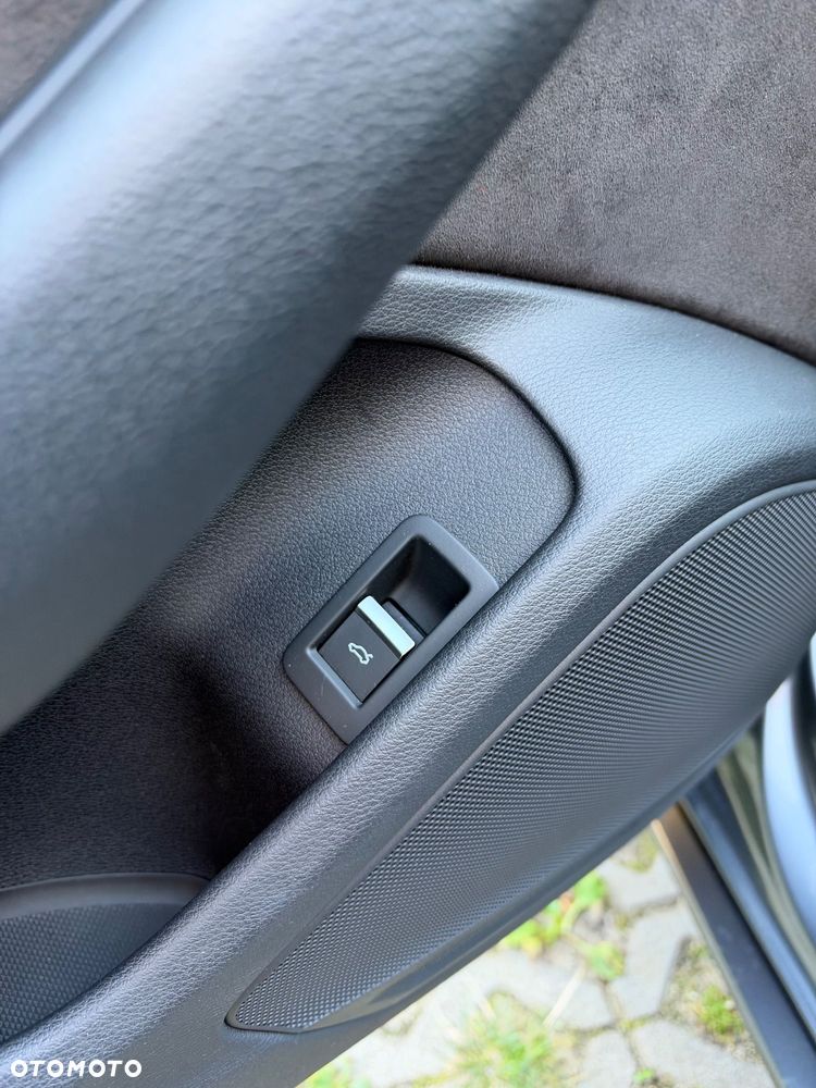 Audi A4 Avant - 33