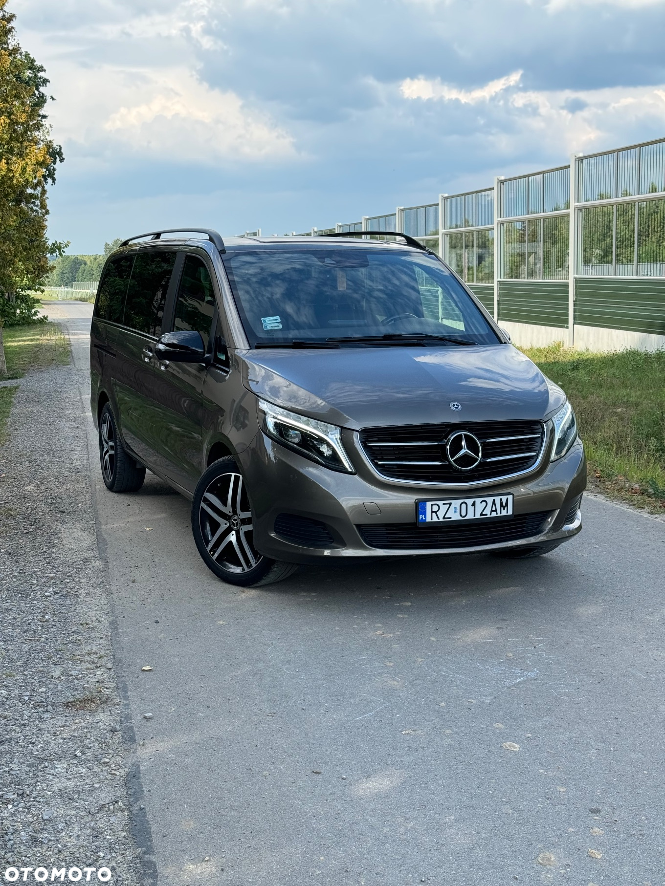 Mercedes-Benz Klasa V 250 d 4-Matic 7G-Tronic (d³ugi) - 2