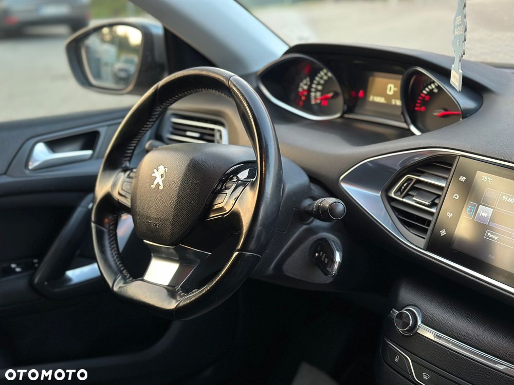 Peugeot 308 1.6 BlueHDi Active S&S EAT6 - 10