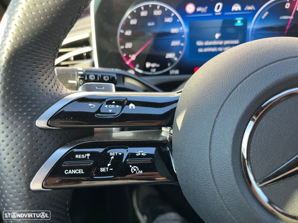 Mercedes-Benz E 300 de - 23