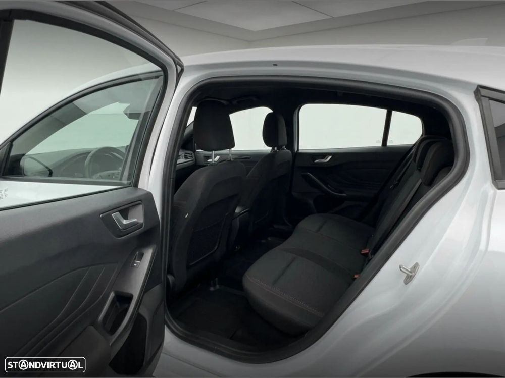 Ford Focus SW 1.5 TDCi EcoBlue ST-Line - 14