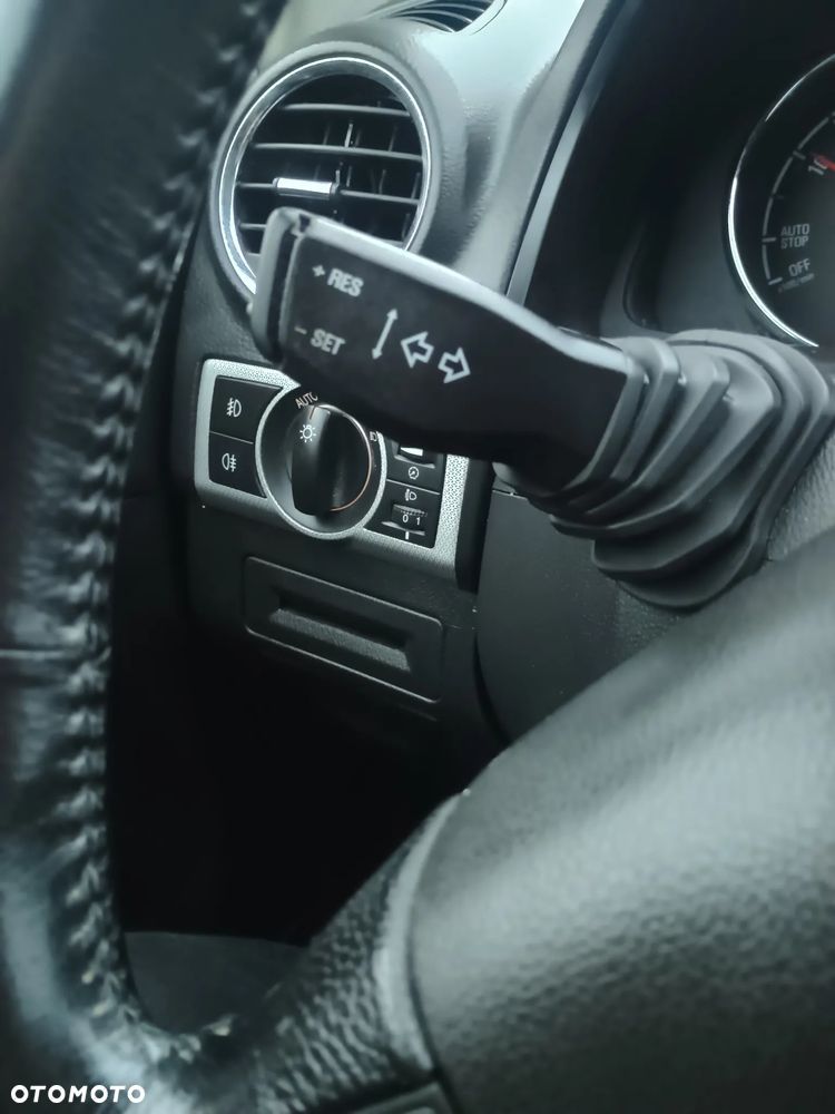 Opel Antara - 28