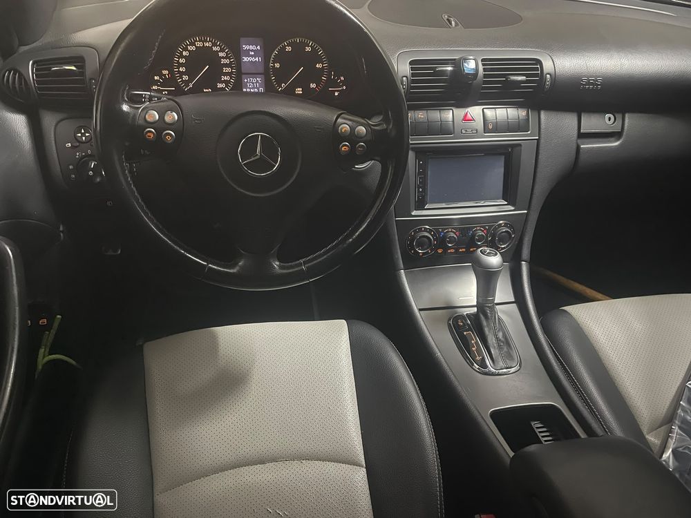 Mercedes-Benz CLC 220 - 9