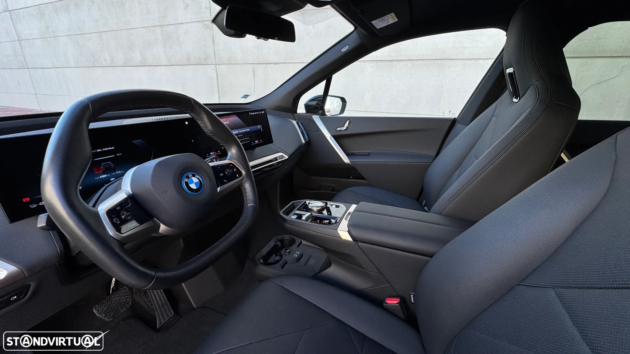 BMW iX xDrive 50 Pack Desportivo - 11