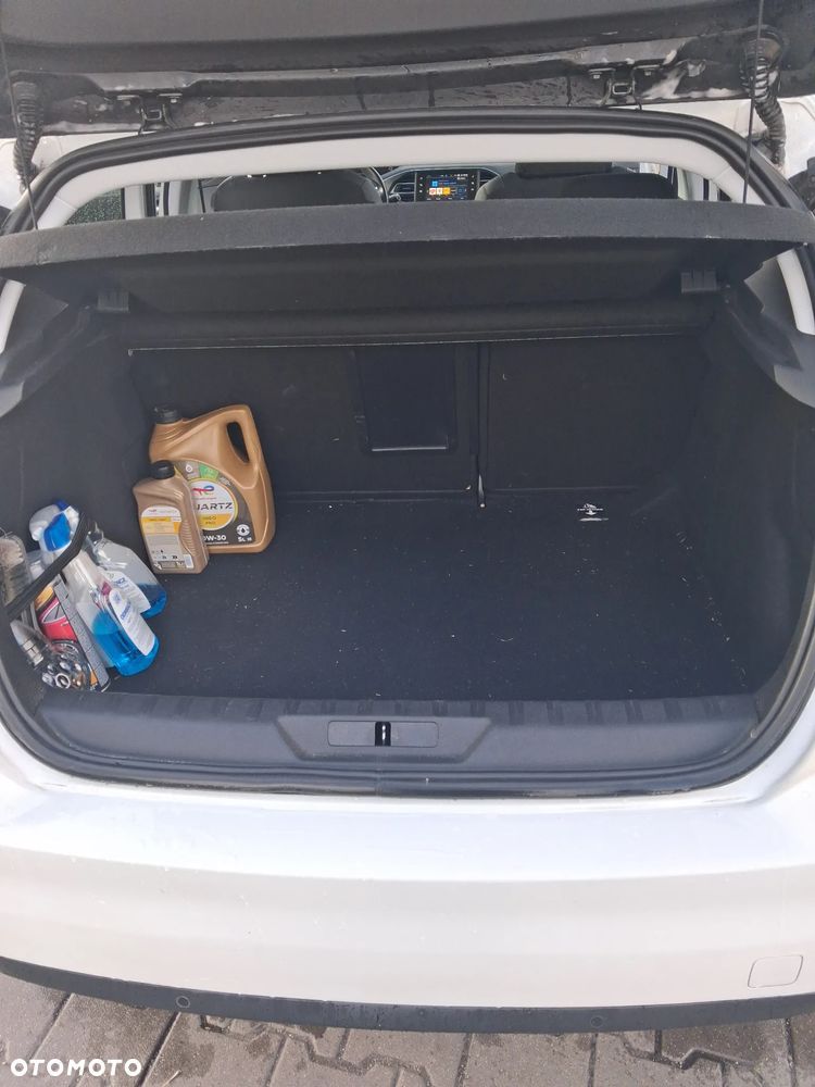 Peugeot 308 PureTech 130 GPF EAT8 Stop & Start Allure - 4