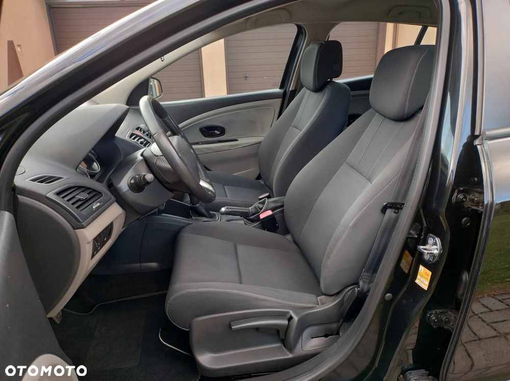 Renault Megane 1.6 16V 100 Authentique - 22