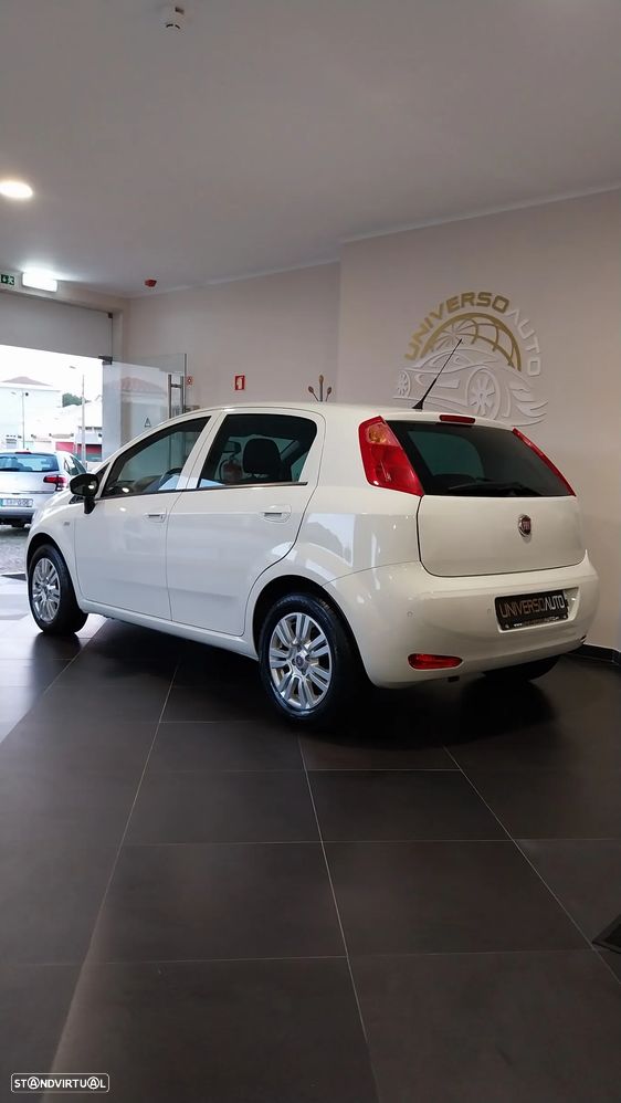 Fiat Punto 1.2 Lounge S&S - 4