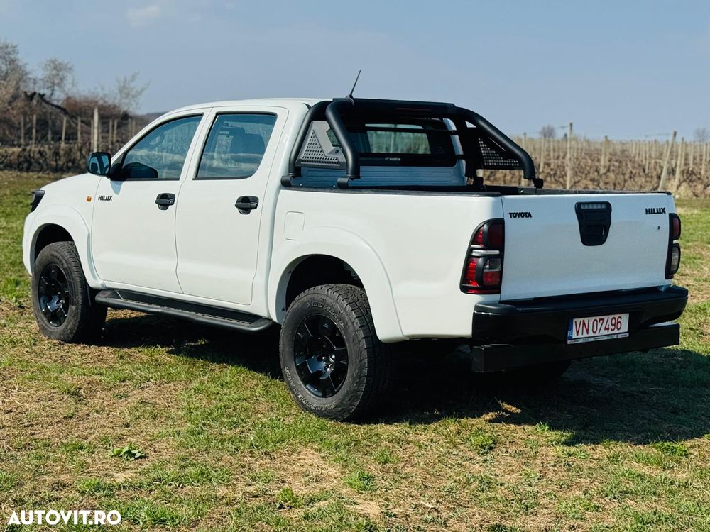 Toyota Hilux 4x4 Double Cab DPF Comfort - 6