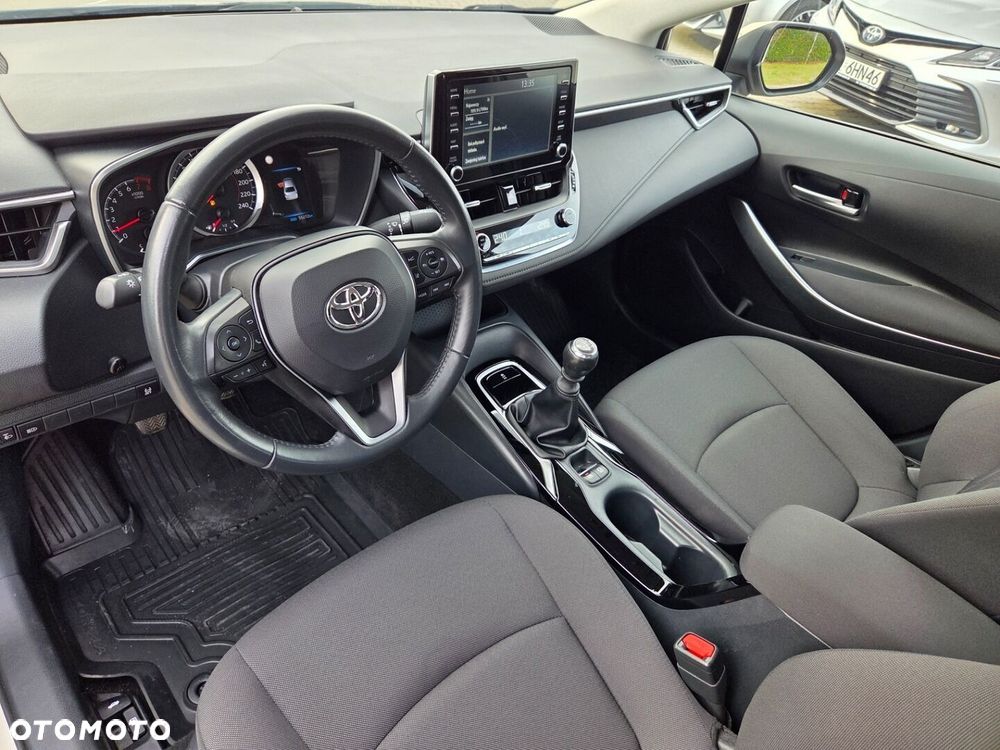 Toyota Corolla - 19