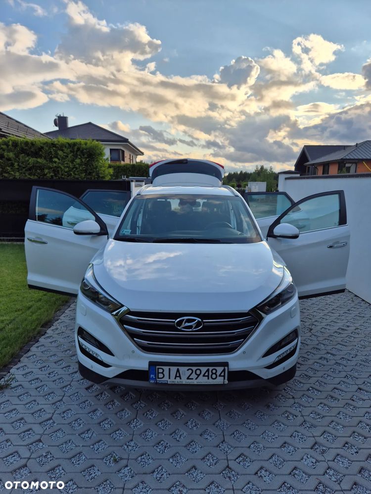 Hyundai Tucson 1.7 CRDI BlueDrive Style 2WD DCT - 1