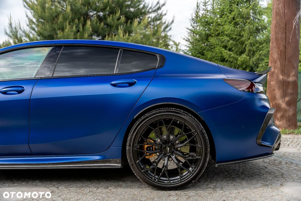 BMW M8 Competition - 10