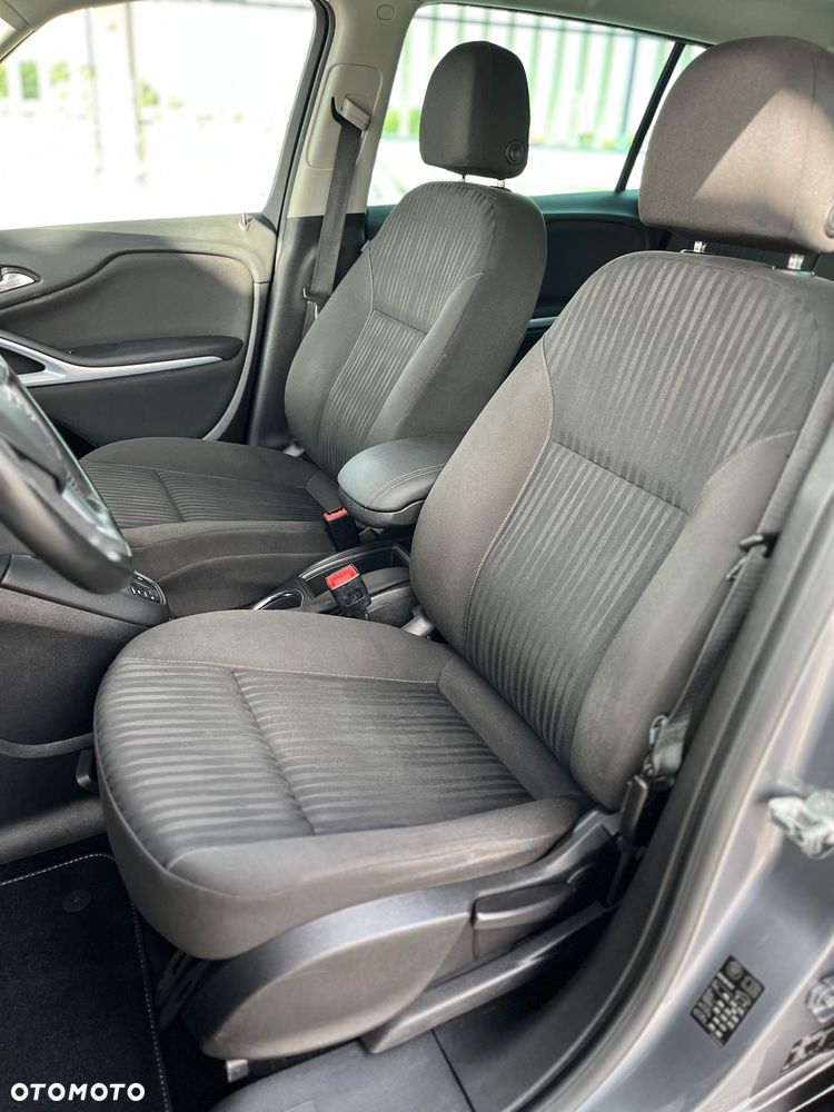 Opel Zafira - 18