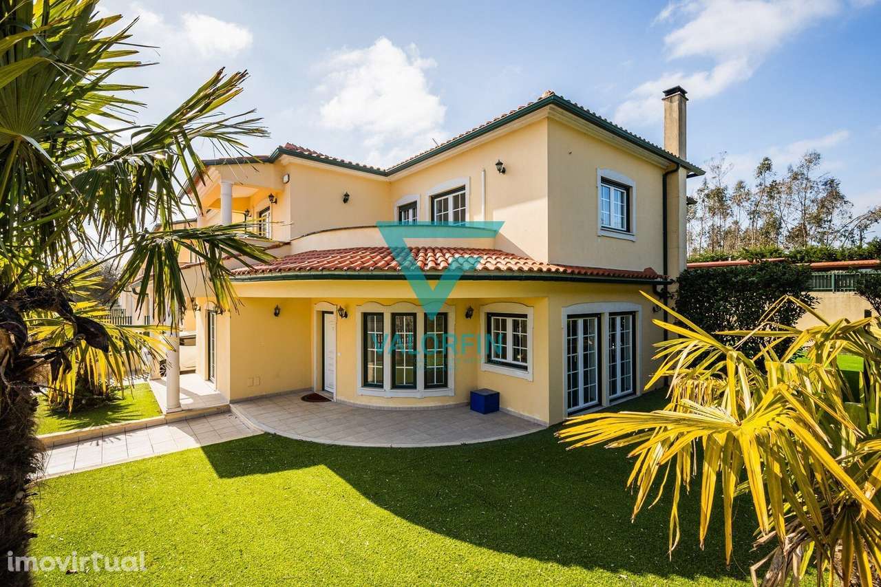 Moradia T4 c/ Jardim e Logradouro - Trutas - Marinha Grande - Grande imagem: 2/52