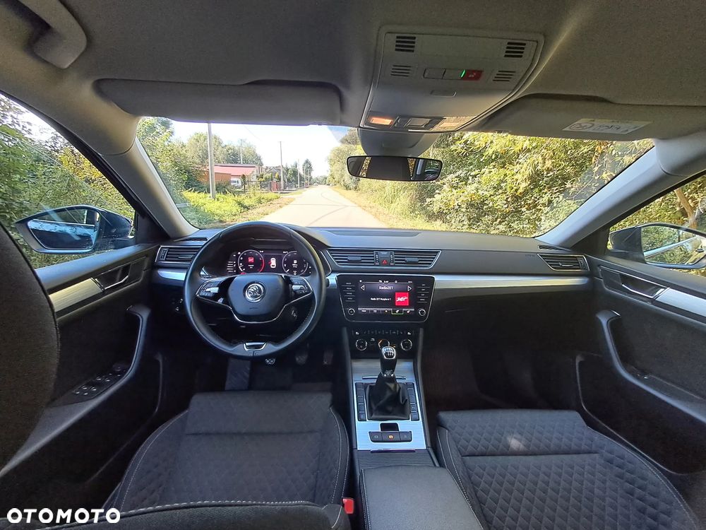 Skoda Superb 1.5 TSI Ambition - 23