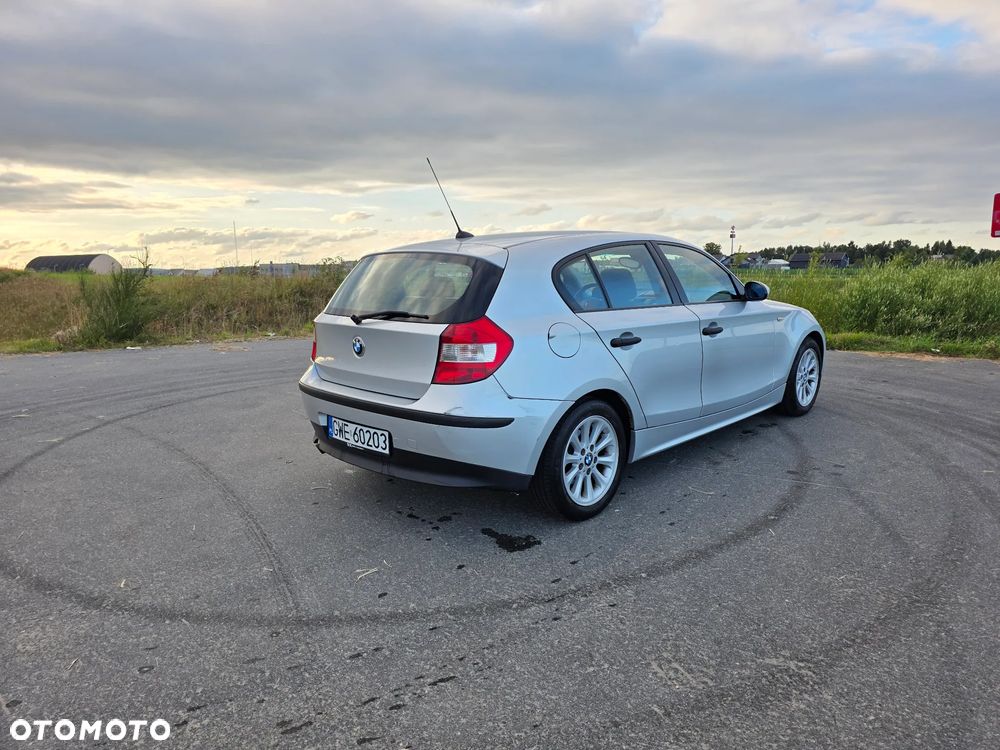BMW Seria 1 118d - 2