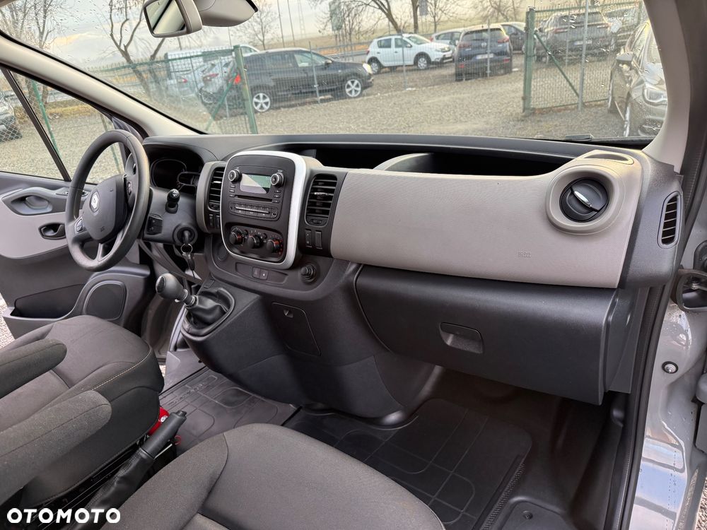 Renault Trafic - 14