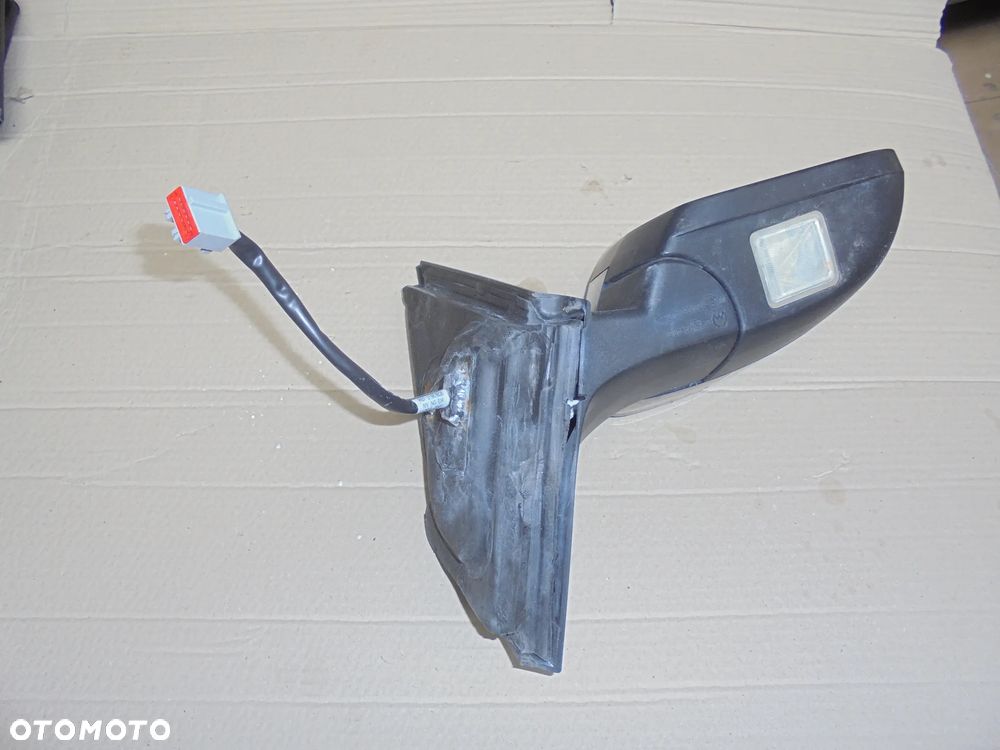mondeo mk4 lusterko prawe 8pin E8 Europa - 3
