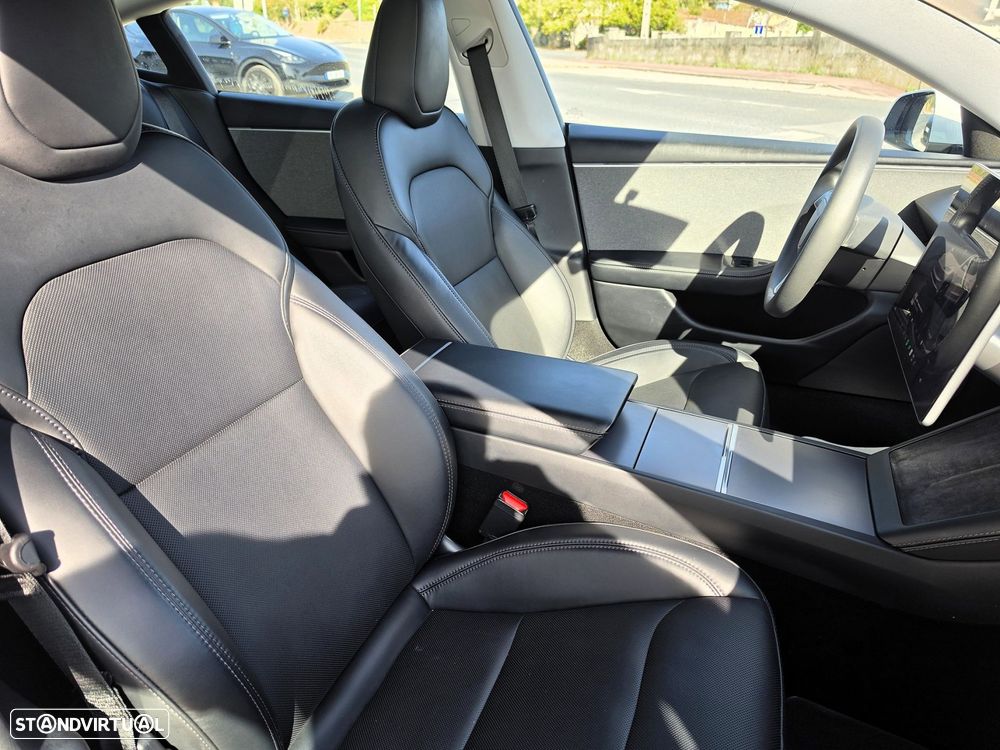 Tesla Model 3 Standard Range Plus RWD - 29