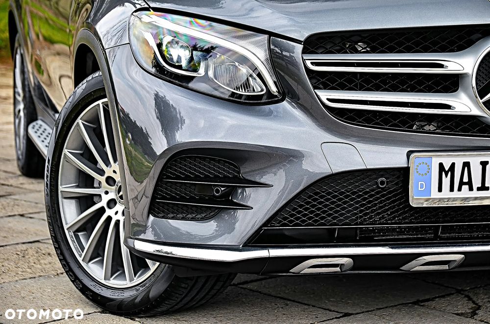 Mercedes-Benz GLC 250 4Matic 9G-TRONIC AMG Line - 14