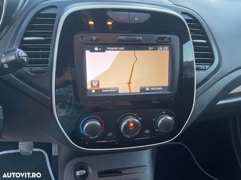 Renault Captur - 27
