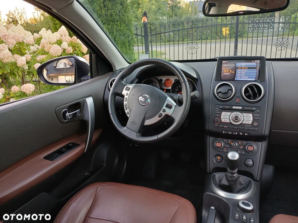 Nissan Qashqai 2.0 4x4 Tekna Pack - 21