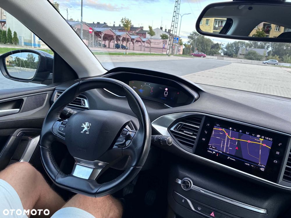 Peugeot 308 - 10