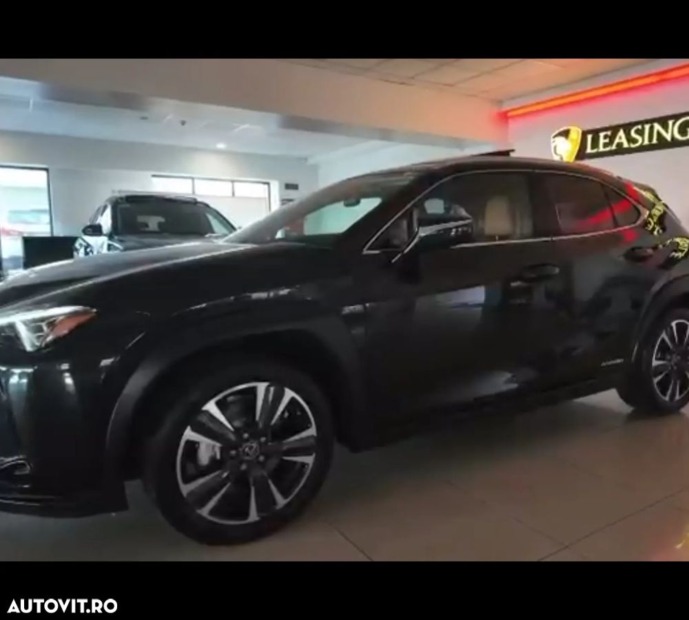 Lexus UX 250h 2.0L HEV 20H- (178 HP) 4X4 CVT Luxury - 5