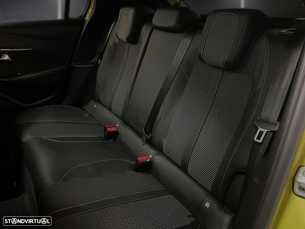 Peugeot 208 1.2 PureTech GT Line - 34