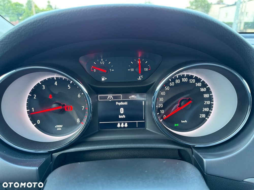 Opel Astra - 16