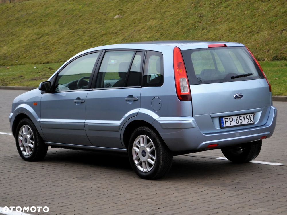 Ford Fusion 1.6 Ambiente - 4