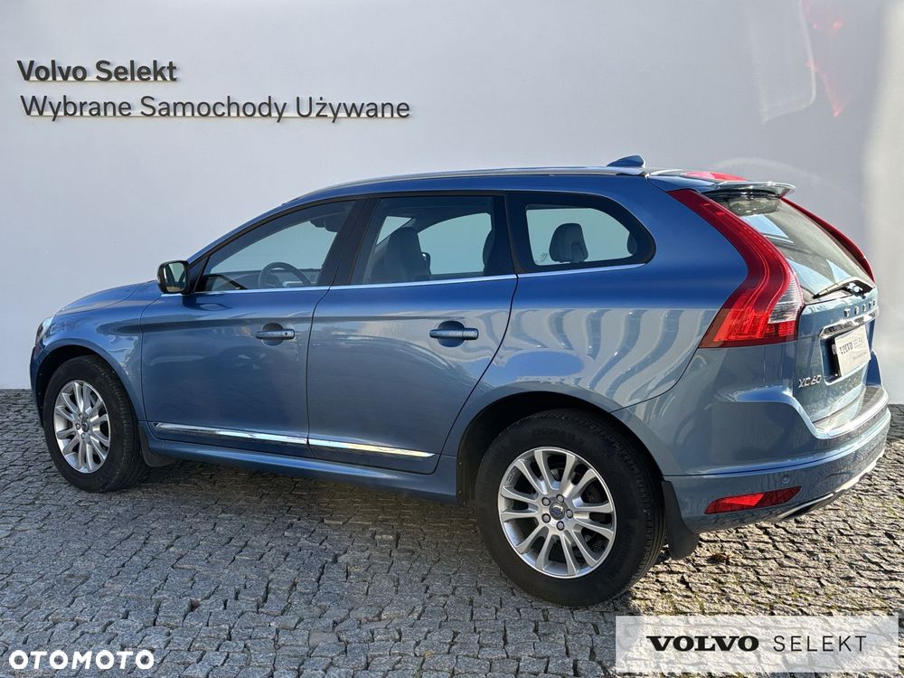 Volvo XC 60 - 4