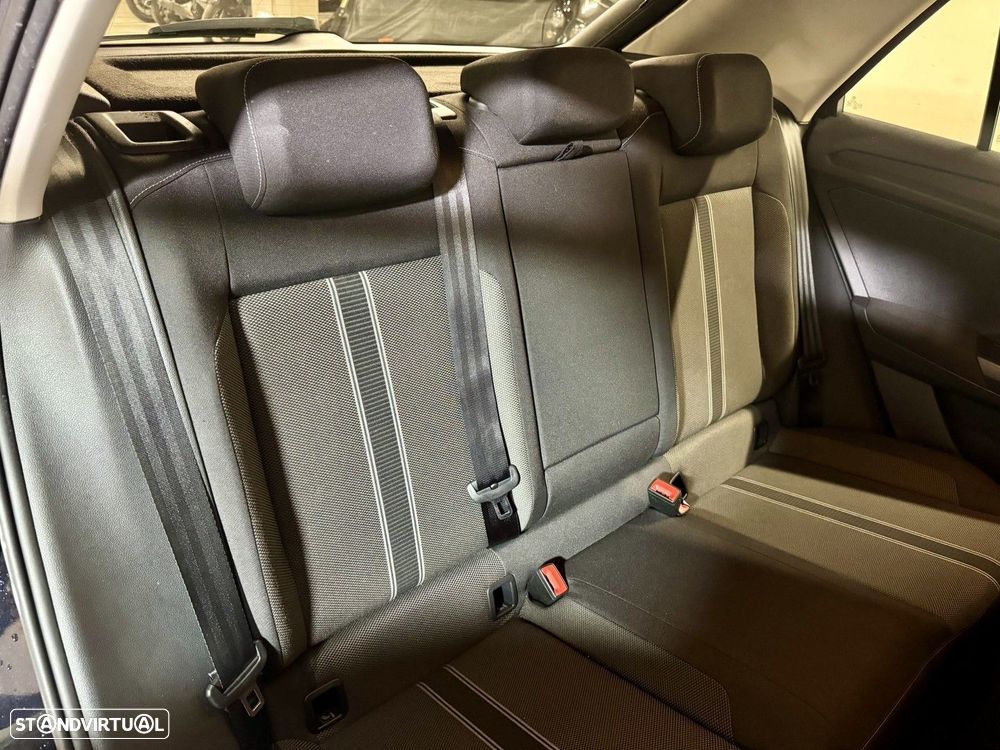 VW T-Roc 1.0 TSI Style - 31