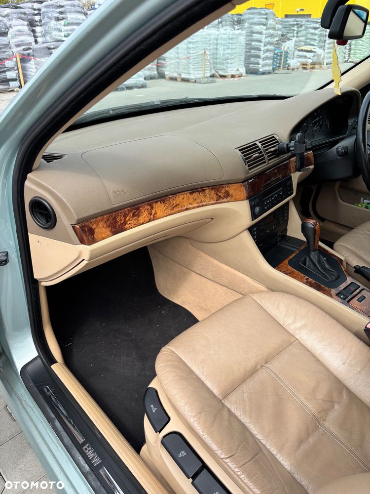 BMW Seria 5 - 33