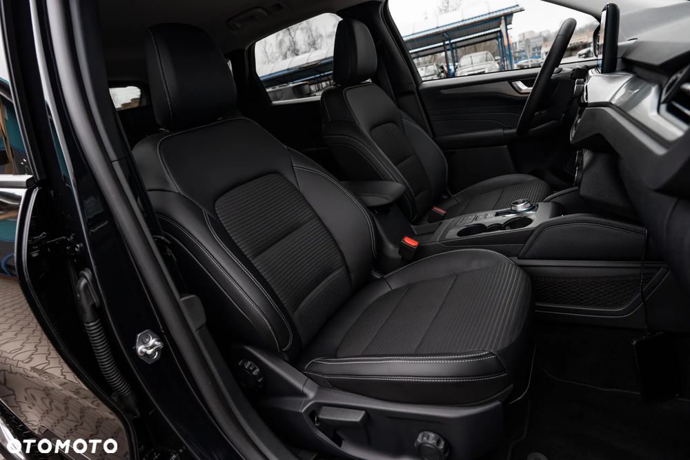 Ford Kuga 2.5 FHEV FWD Titanium X - 25